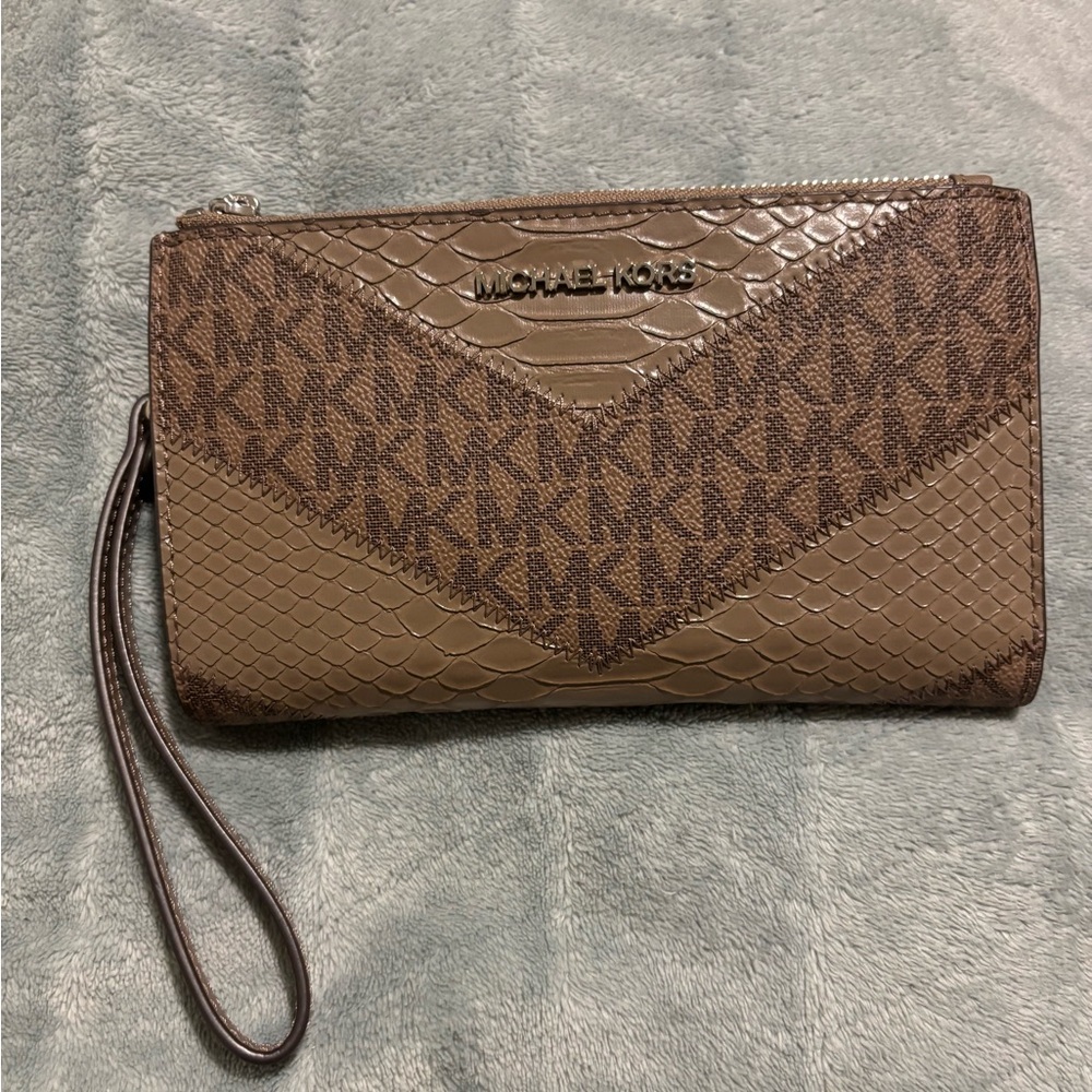 Michael Kors Tan and Brown Wristlet Clutch